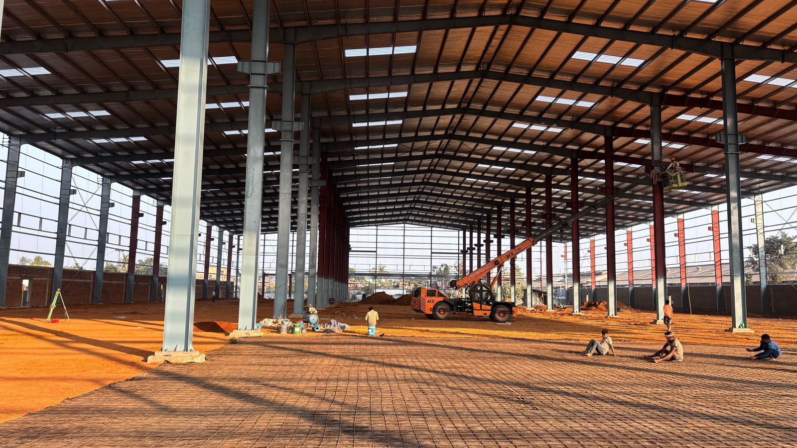 warehouse 1 Lakh Sq Ft.